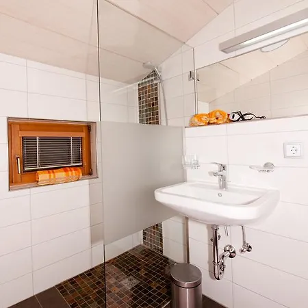 Apartment Adlerhorst , Gstan 31 *