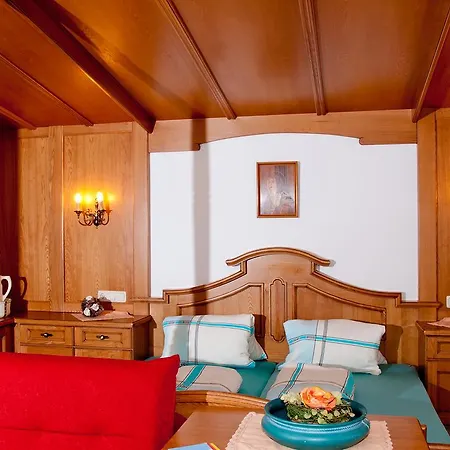 Adlerhorst , Gstan 31 *