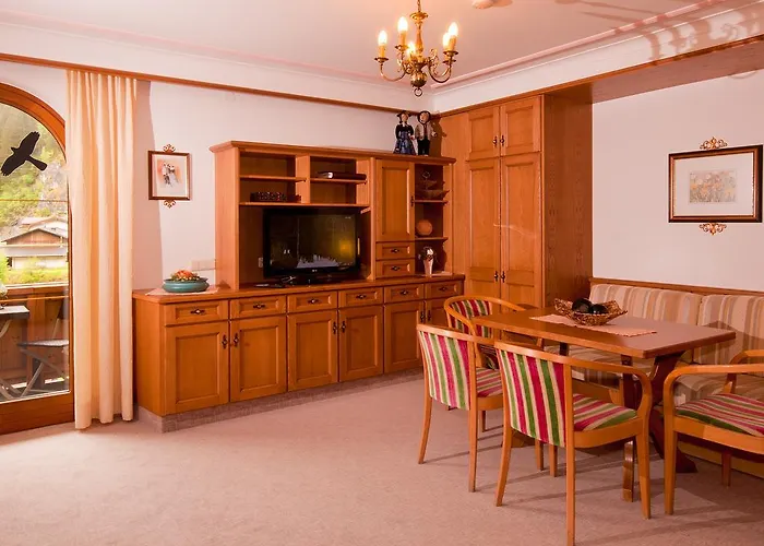 Adlerhorst , Gstan 31 * Finkenberg