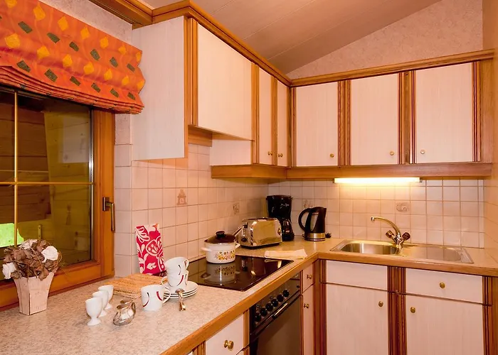 Adlerhorst , Gstan 31 * Finkenberg