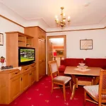 Adlerhorst , Gstan 31 Daire *